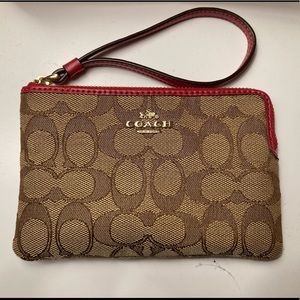 Coach wristlet: New with tags and never used.